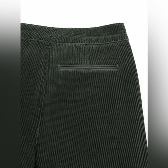 AG Corduroy women pants size 26 - Picture 3 of 5